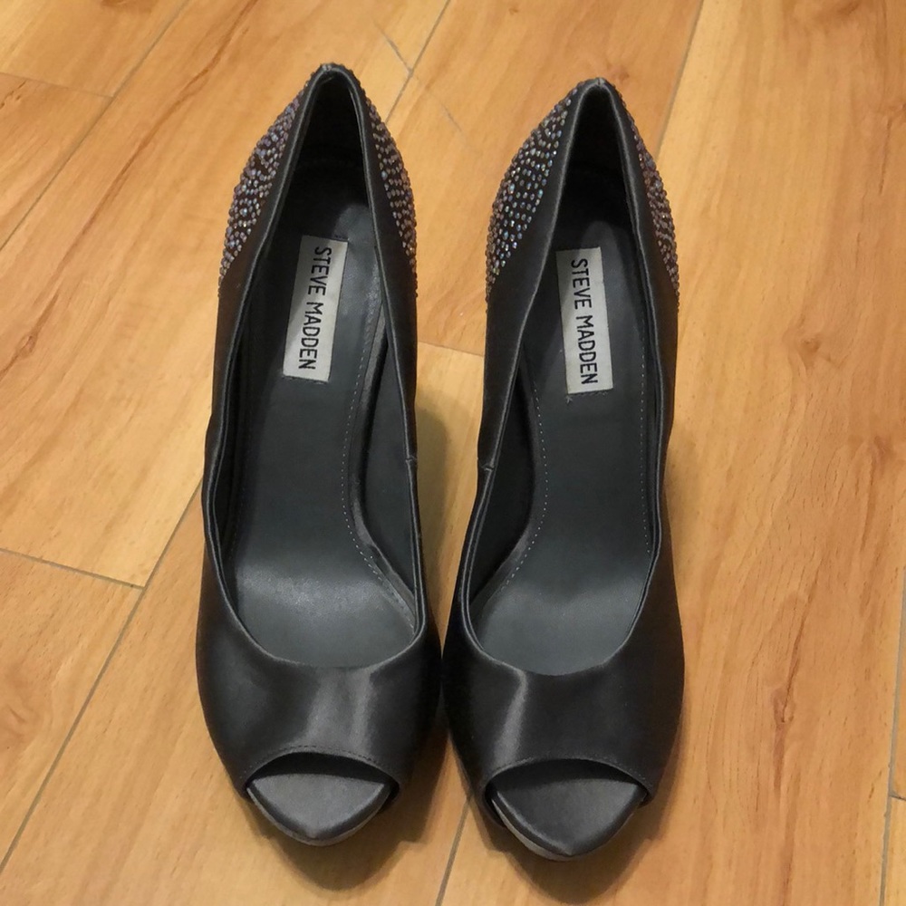 Steve Madden Heels (8.5) (Like New)